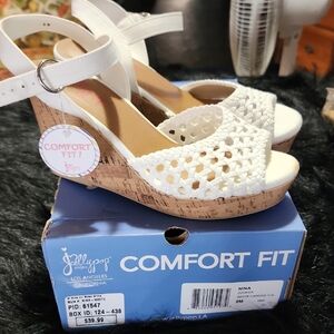 Jellypop White Wedge Sandals. New In Original Box With Tags.